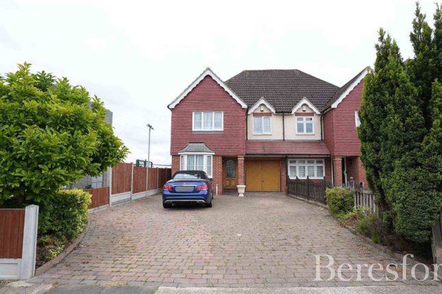 4 bedroom semi-detached house for sale