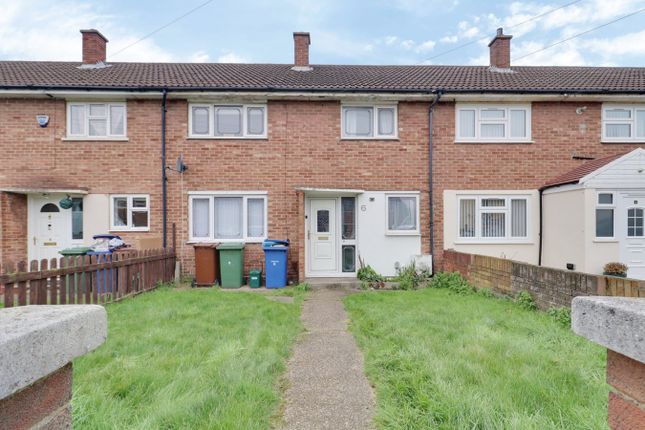 Manor Close, South Ockendon RM15 3 bed terraced house for sale