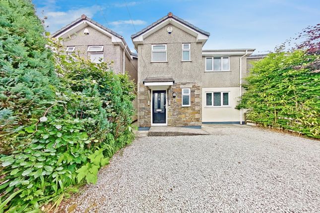 4 bed detached house