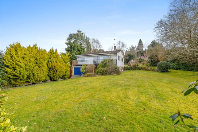 Woodhurst Lane, Oxted, Surrey, RH8 5 bed detached house for sale