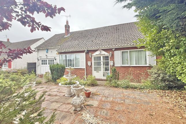2 bedroom detached bungalow for sale