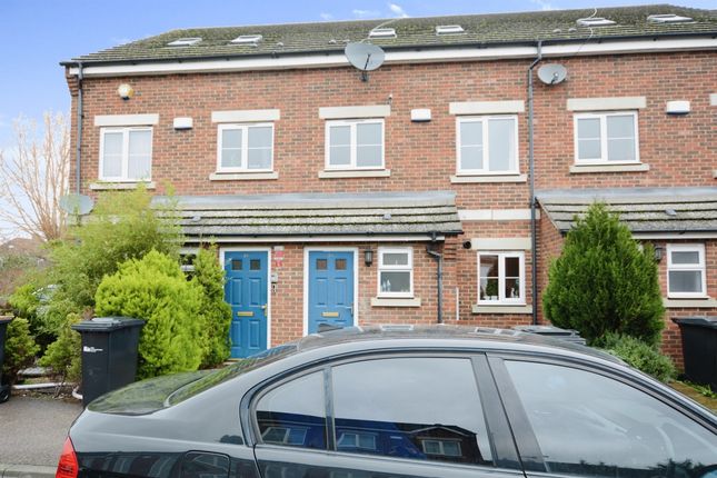 3 bedroom terraced house for sale