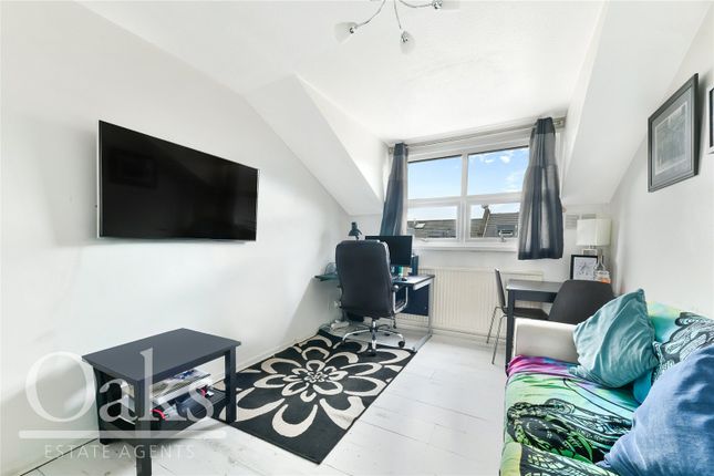 Yeoman Close, West Norwood 2 bed apartment for sale