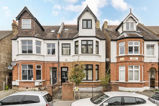 5 bedroom semi-detached house for sale