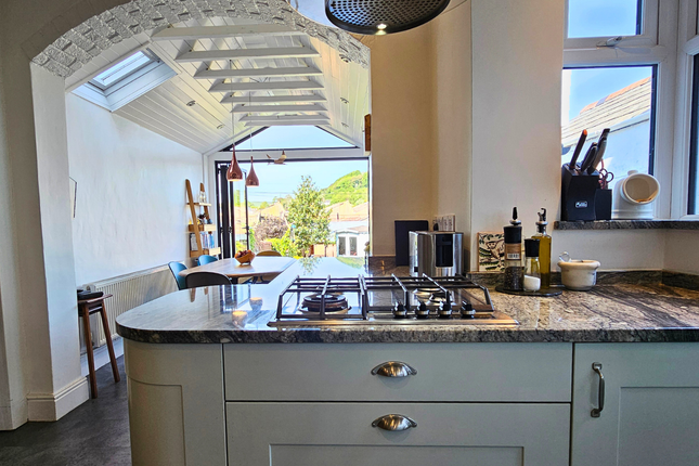 Victoria Grove, Bridport DT6 5 bed townhouse for sale
