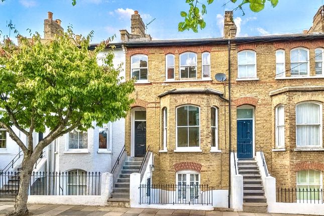 Bennerley Road, London 2 bed maisonette for sale