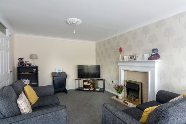 4 bed flat
