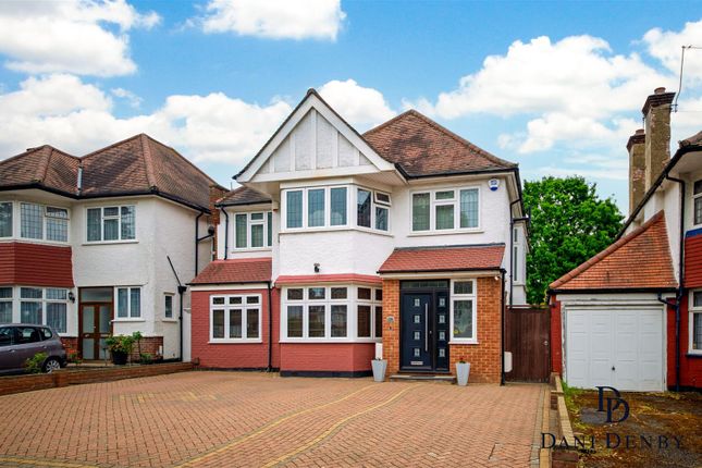 Mowbray Road, Edgware HA8 5 bed detached house for sale