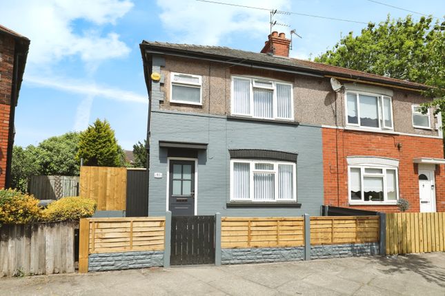 2 bedroom semi-detached house for sale