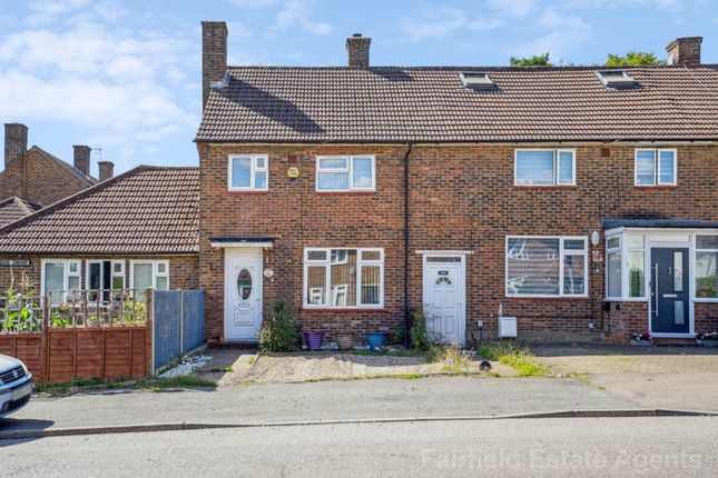 Ashridge Drive, South Oxhey 2 bed terraced house for sale