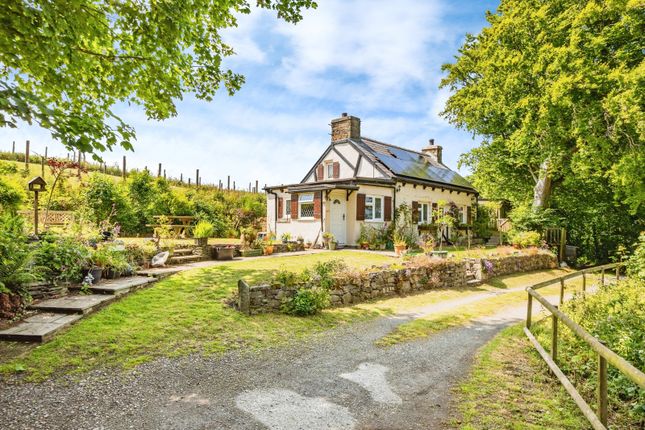 2 bedroom detached house for sale