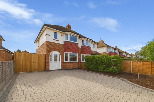 Winchester Avenue, Worcester... 3 bed semi