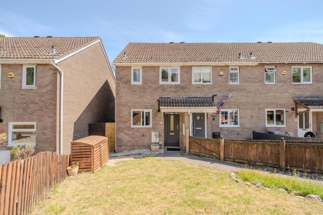 Spring Grove, Cwmbran NP44 2 bed end of terrace house for sale