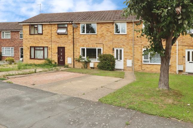 Hilltop Rise, Weeley, CO16 3 bed terraced house for sale
