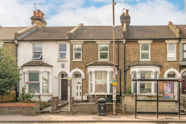 Woolwich Road, Charlton, SE7 3 bed terraced house for sale
