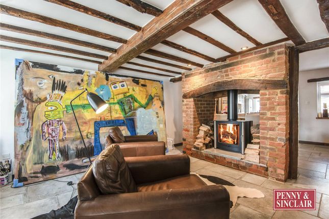 Prime Boutique Investment or Weekend... 3 bed semi