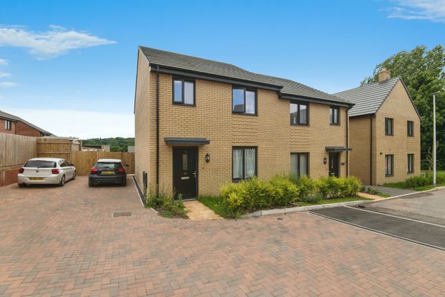 3 bedroom semi-detached house for sale