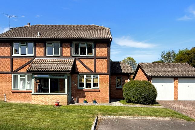 Bradfield Close, Warminster 4 bed detached house for sale