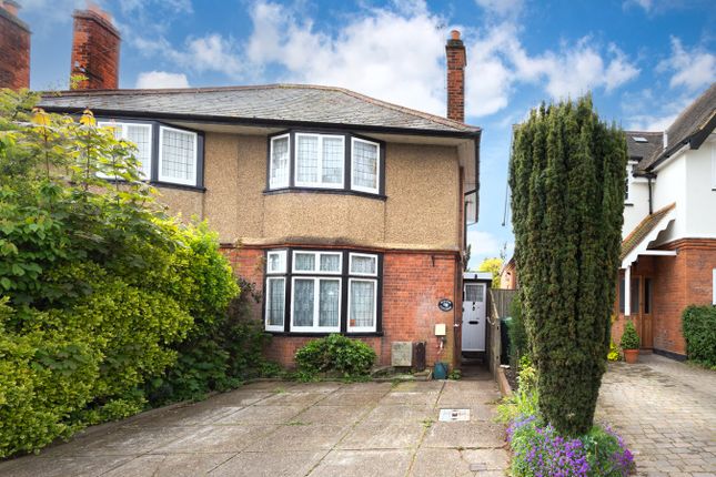 Vicarage Lane, Laleham Village... 3 bed semi