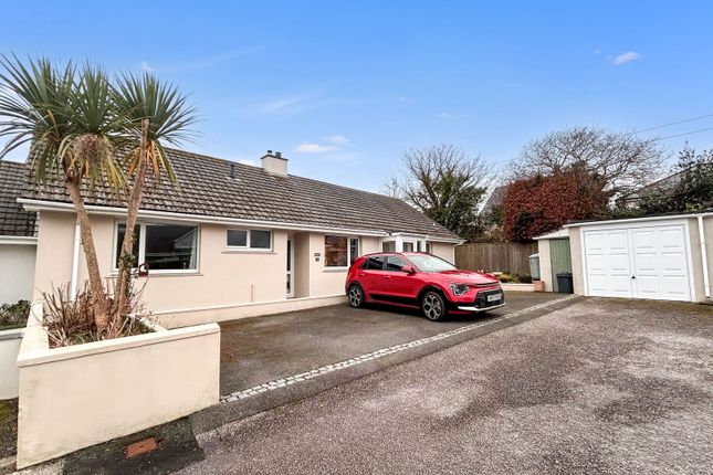 3 bedroom semi-detached bungalow for sale