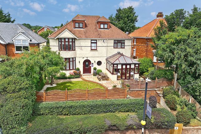 8 bedroom detached house for sale