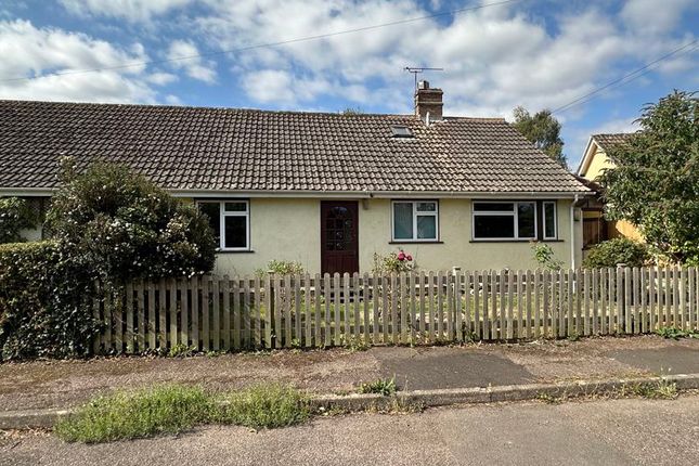 2 bedroom semi-detached bungalow for sale