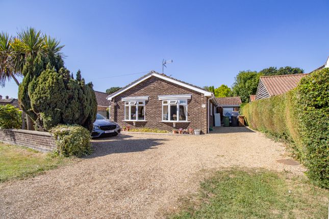 Pott Row, King's Lynn, Norfolk, PE32 5 bed detached bungalow for sale