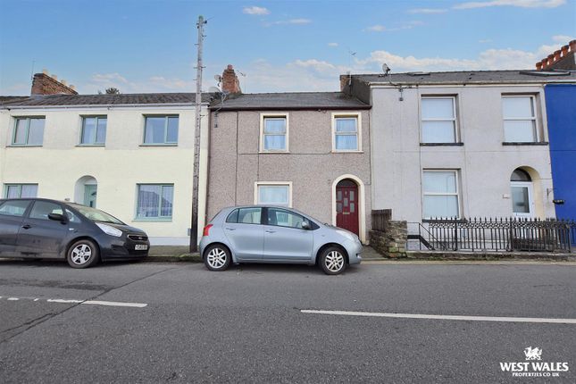 Prospect Place, Pembroke Dock 3 bed terraced house for sale