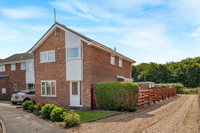 Buckingham Way, Sawtry, Cambridgeshire. 4 bed detached house for sale