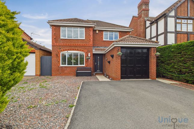 4 bed detached house