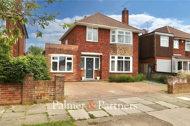 Clive Avenue, Ipswich, Suffolk, IP1 3 bed detached house for sale