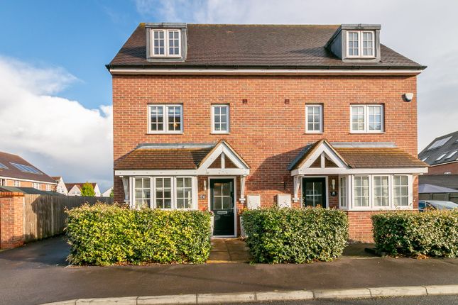 4 bedroom semi-detached house for sale