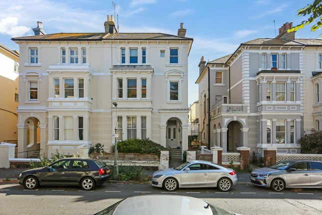 Ventnor Villas, Hove, BN3 2 bed flat for sale