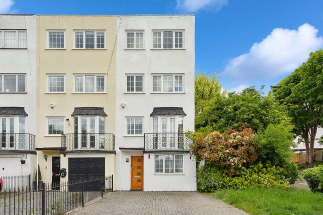 Crescent Road, Kingston Upon Thames KT2 5 bed townhouse for sale