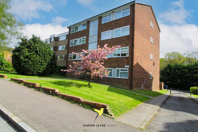 Park Lodge, Auckland Road, 1 bed flat for sale