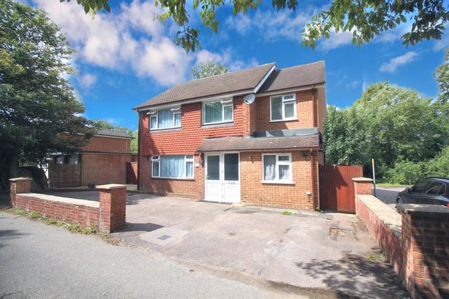 The Island, West Drayton UB7 4 bed detached house for sale