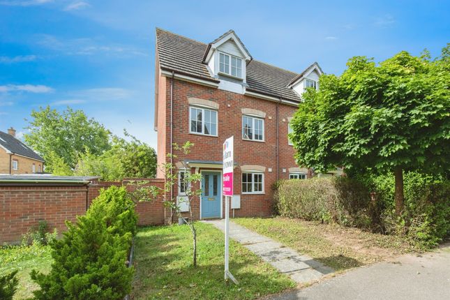 4 bedroom semi-detached house for sale