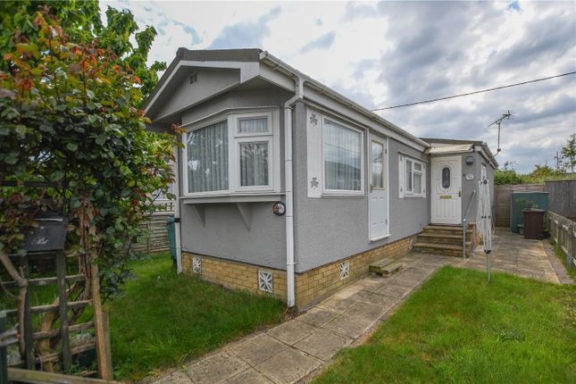 Grovelands Park, Wokingham RG41 2 bed property for sale