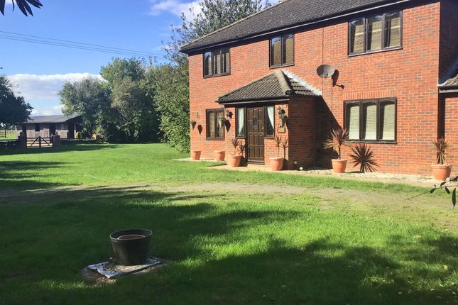 Quadring Fen LINCOLNSHIRE 4 bed detached house for sale