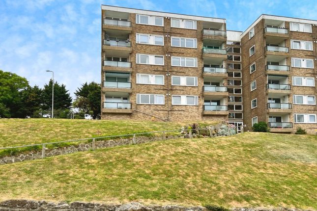 Collingwood Rise, Folkestone 2 bed flat for sale