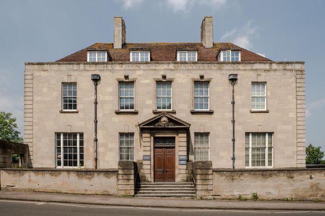 10 Stallard Street, Trowbridge, BA14 4 bed detached house for sale