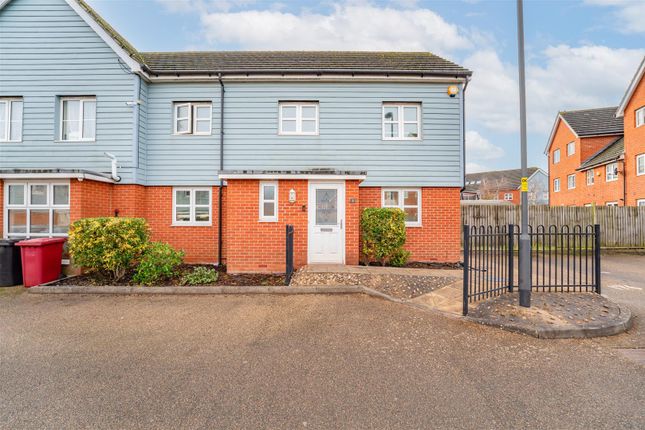 Ashmount Crescent, Slough SL1 3 bed semi