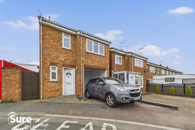 Vauxhall Road, Hemel Hempstead... 2 bed detached house for sale