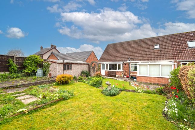 Ivy House Farm Lane, Chesterfield S43 3 bed semi