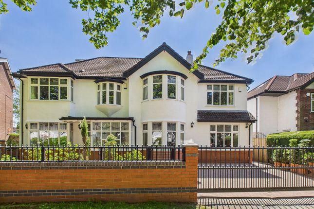 6 bed detached house