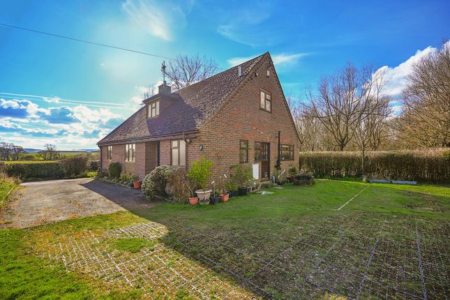 Hailsham BN27 4 bed detached house for sale