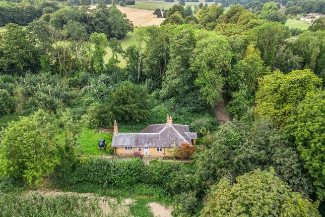 Waldershare Park, Dover CT15 2 bed detached bungalow for sale