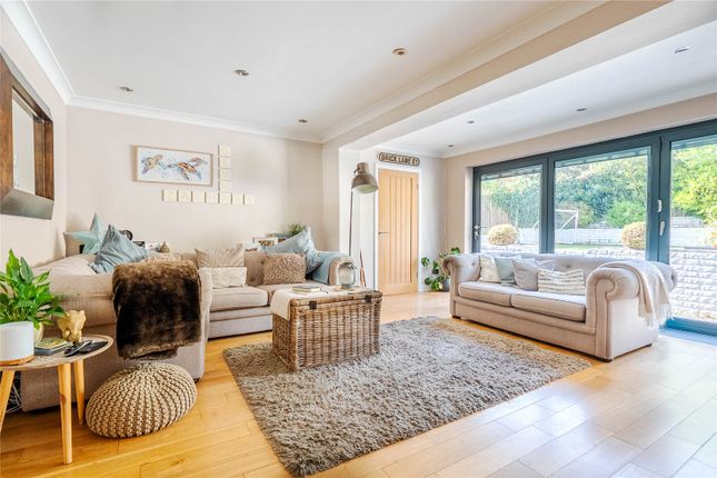 Easedale Close, Bedfordshire LU6 3 bed semi
