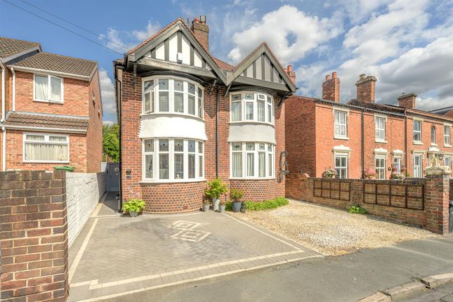 Vale Street, Amblecote, Stourbridge... 2 bed semi