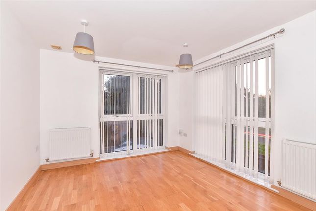 2 bed flat
